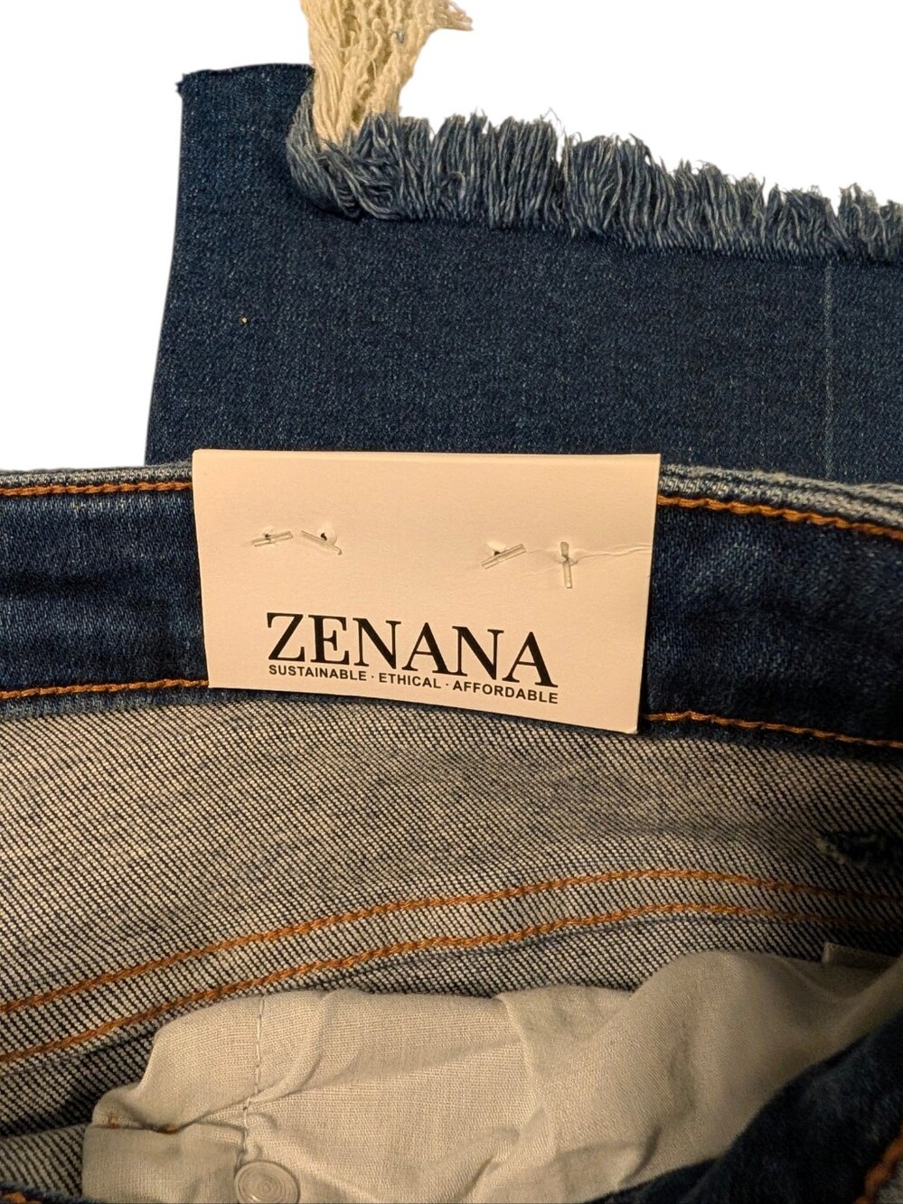 Zenana Distressed Dark Blue Cropped Jeans Size 31 - Picture 9 of 10